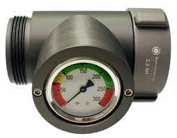 2.5? NH male x 2.5? NH female swivel rocker lug Luminescent Line Gauge w/ 0-300 psi gauge