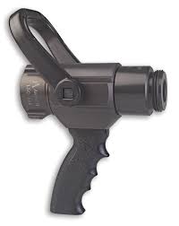 1.5" Mid-Range Assault Nozzle With Removable Pistol Grip 175GPM @ 75PSI / Black Handle/Pistol Grip / Color Package